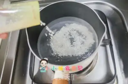 Make Milk and fruit granulates step 1