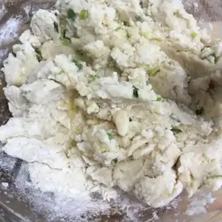 Make Mountain onions step 0