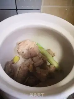 Make Sour-cracked tofu pan step 2
