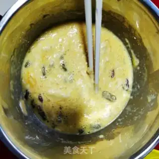 Make A greasy egg raisins step 5