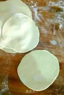 Make Cream egg pie step 6