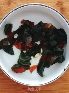 Make Three-coloured eggs step 0