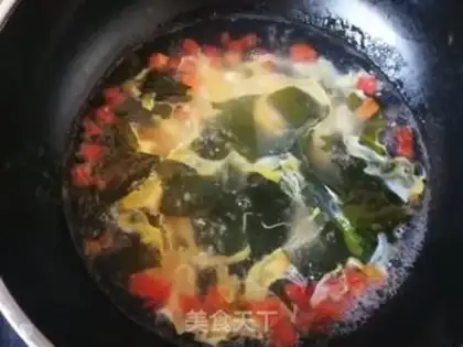 Make Seaweed sprouts and eggplant soup step 8
