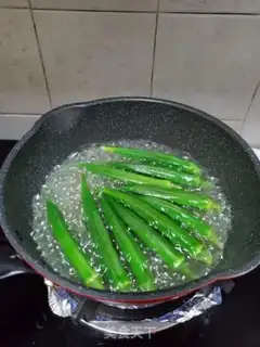 Make The white sunflower step 4