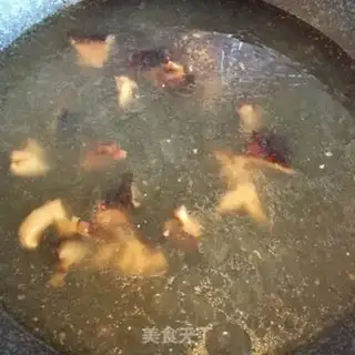 Make Old duck Tommy step 3