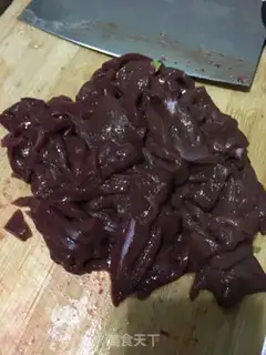 Make Celery fried liver step 1