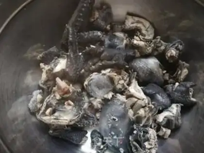 Make A rooster stewed with vermin step 3