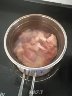 Make Pumpkin chestnut soup step 1