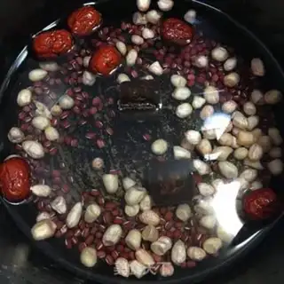 Make Five red soup soups step 1
