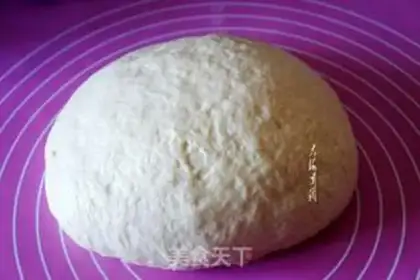 Make Garlic sauce and fragrance step 2