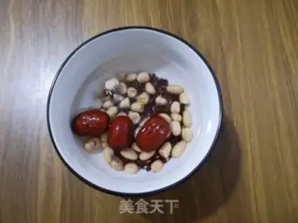 Make Potato peanut rice congee step 1