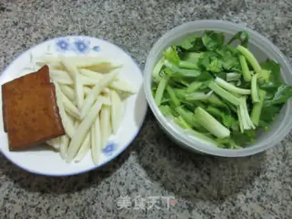 Make Creamed celery step 0