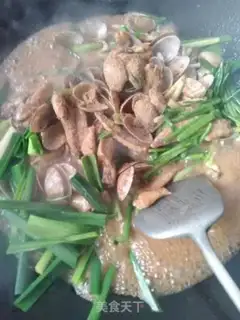Make Hot chicks, piping step 8
