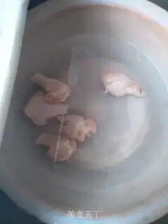 Make The spicy fried chicken leg step 0