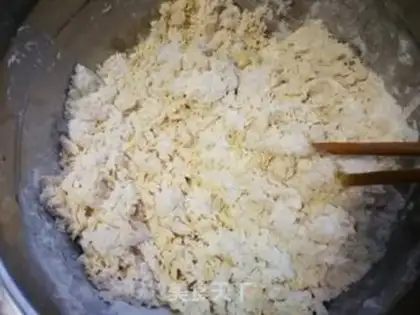 Make Pumpkin rolls step 6