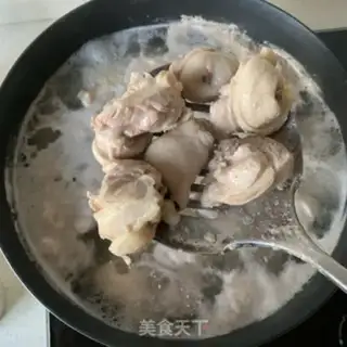 Make A chicken leg with mushrooms step 2