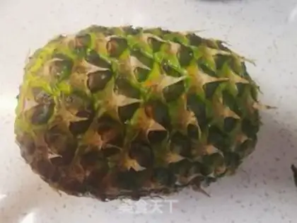 Make Pineapple rice step 0