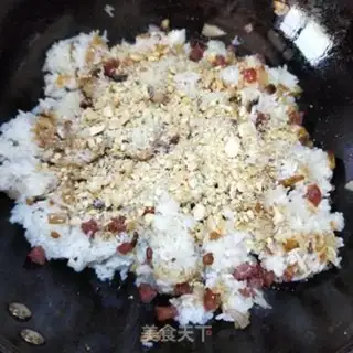 Make Ham banana pizza step 2