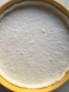 Make Ham banana pizza step 3