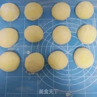 Make Pumpkin buns step 5