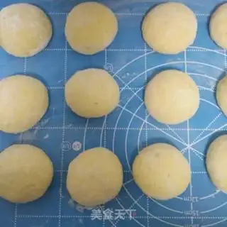 Make Pumpkin buns step 6