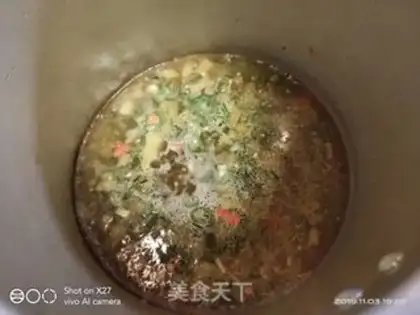 Make Sour spicy water to boil river powder step 3
