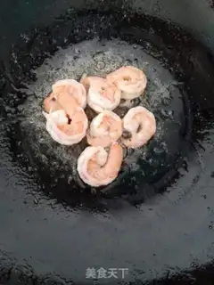 Make Shrimp celery makes nuts step 4
