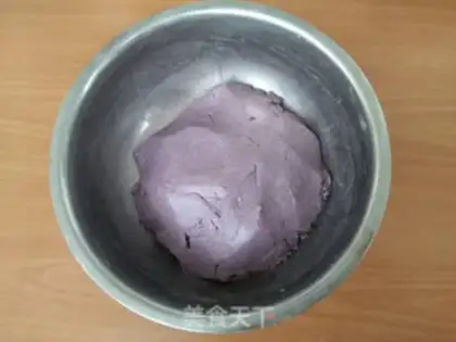 Make Pyramid bean pie step 1