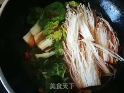 Make Boiled beef rolls with chrysanthemum mushrooms step 10
