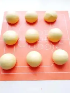 Make Pumpkin soybean bread step 9