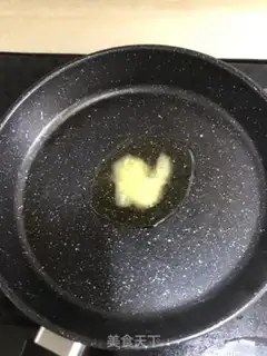Make Black pepper steak pasta step 2