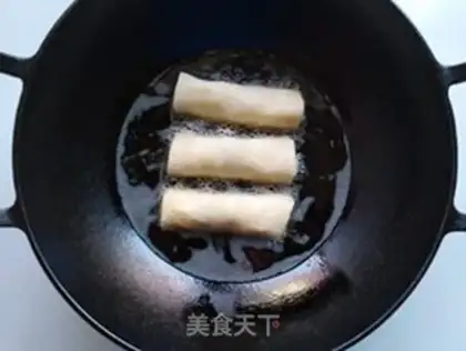 Make Alluvial Spring Rolls step 12