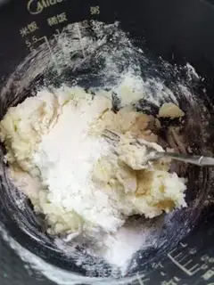 Make A sesame cake step 7
