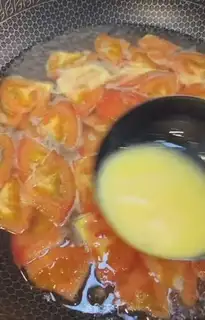 Make Tomato egg soup step 9