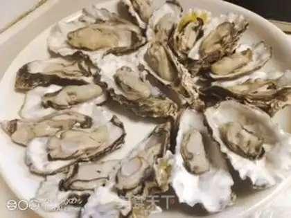 Make A garlic fan step 2