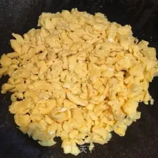 Make Cream egg pie step 8