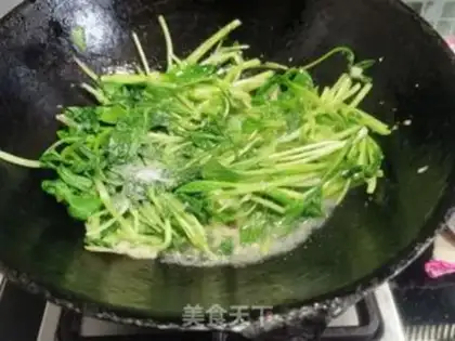 Make Garlic chicken caterpillar step 5