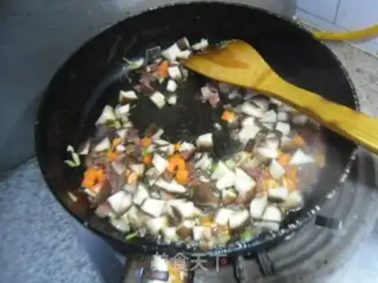 Make Spoon ham and rice step 5