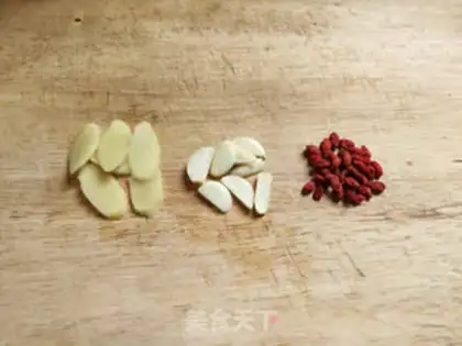 Make Tofu soup step 1