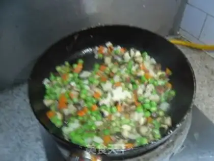 Make Spoon ham and rice step 7