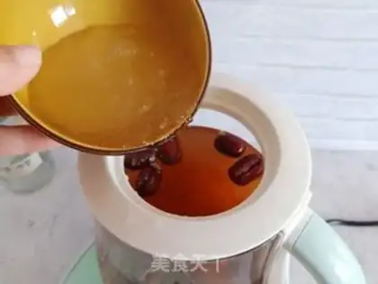 Make Peach soap horns, twig step 11