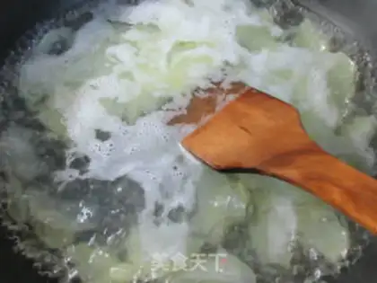 Make ♪ Scrambled potatoes ♪ step 1