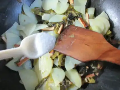 Make ♪ Scrambled potatoes ♪ step 4