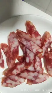 Make Sausage fried snow beans step 0