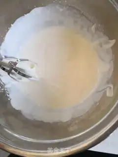 Make Fresh mango mousse step 3