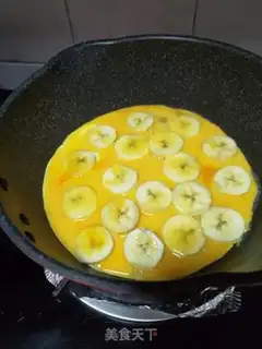 Make Banana omelet step 5