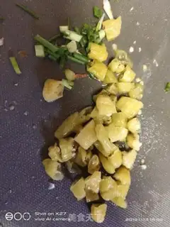 Make Pumpkin gravy soup step 1