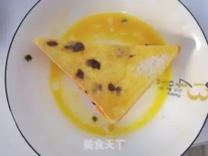 Make cucumber egg toast step 0