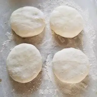 Make Cream egg pie step 5