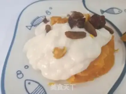 Make cucumber egg toast step 4